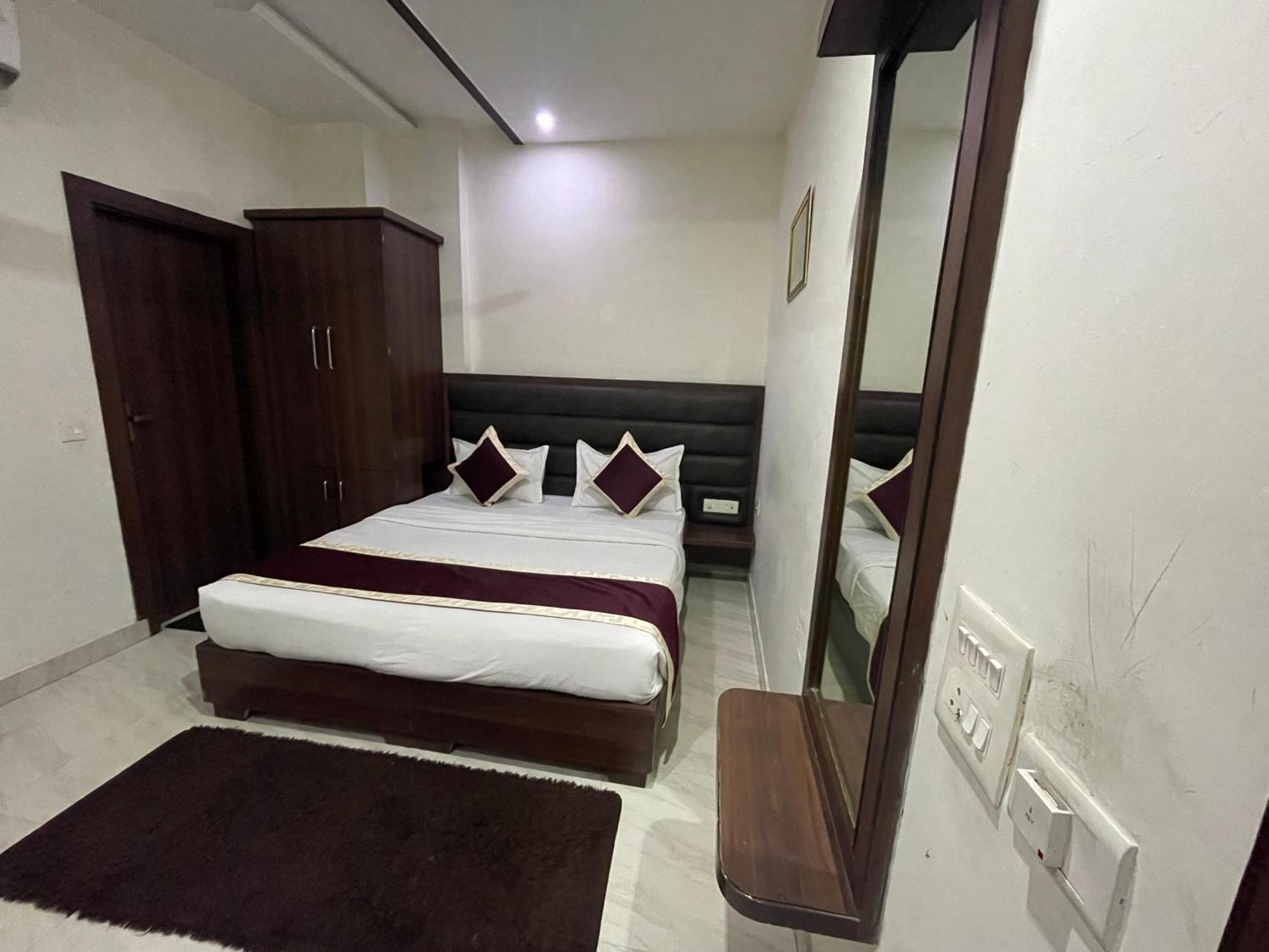 Hotel Opal Courtyard Agra  Exterior photo